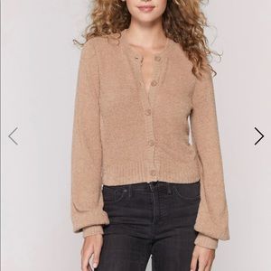 Spiritual gangster serenity jogger/ melody sweater gently used